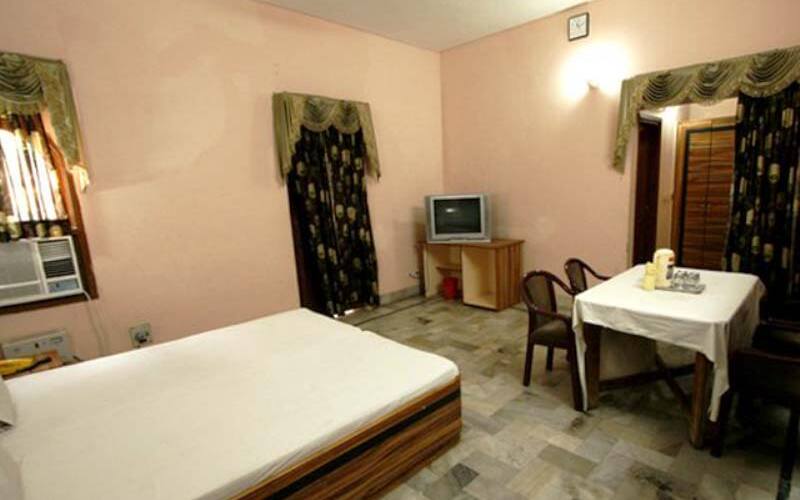 Hotel Soni International, Basti 5